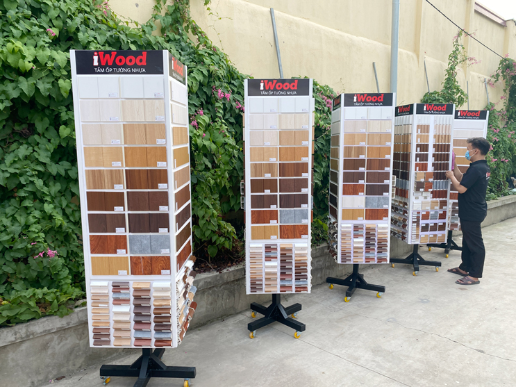 Kệ xoay tấm ốp iWood