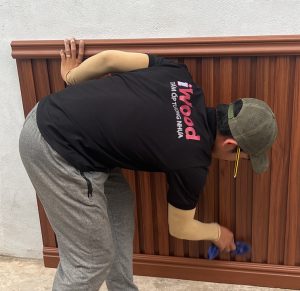 Tấm nhựa PVC và khung đà nhựa