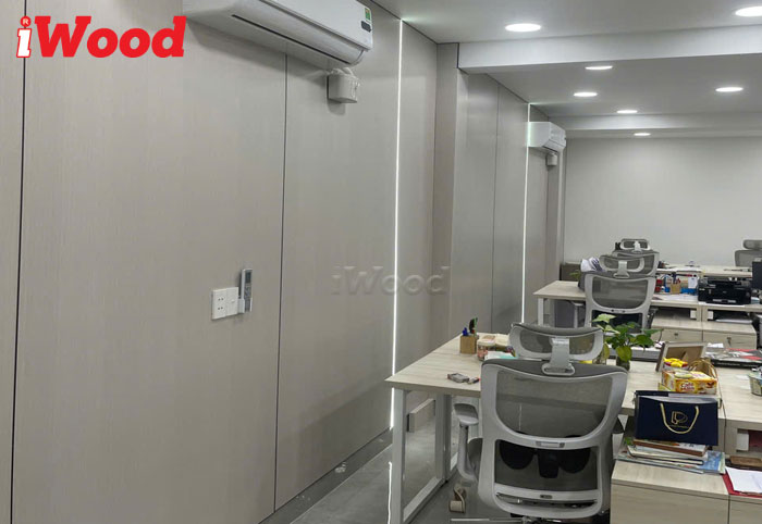 Ứng dụng tấm ốp than tre iWood 2026 trong văn phòng